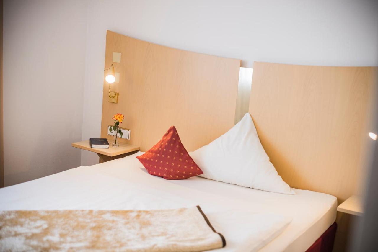City-Hotel Garni Neu-Ulm Zewnętrze zdjęcie